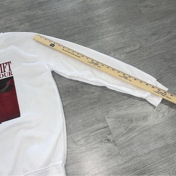 Taylor Swift White Sweatshirt - The Eras Tour - Picture 7 of 12